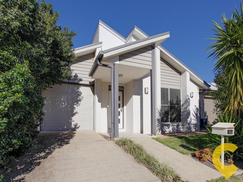 15 Planigale Crescent, North Lakes QLD 4509