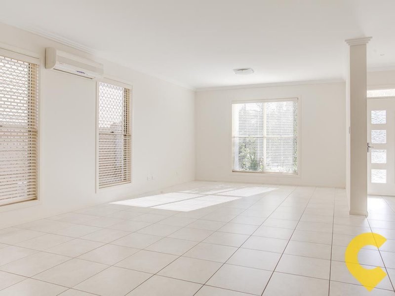 15 Planigale Crescent, North Lakes QLD 4509