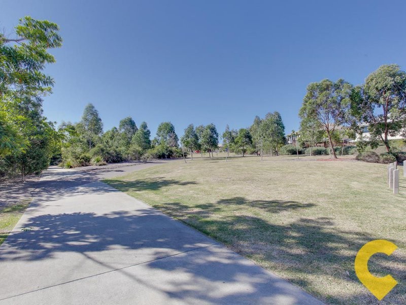 15 Planigale Crescent, North Lakes QLD 4509