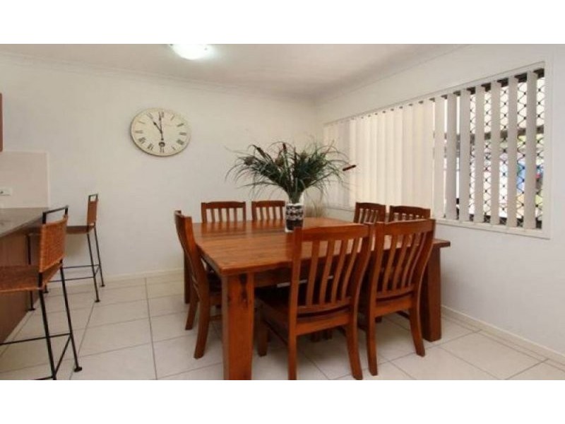 36 Grace Street, Scarborough QLD 4020