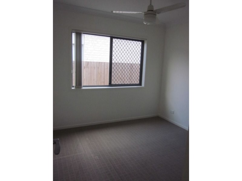 36 Grace Street, Scarborough QLD 4020