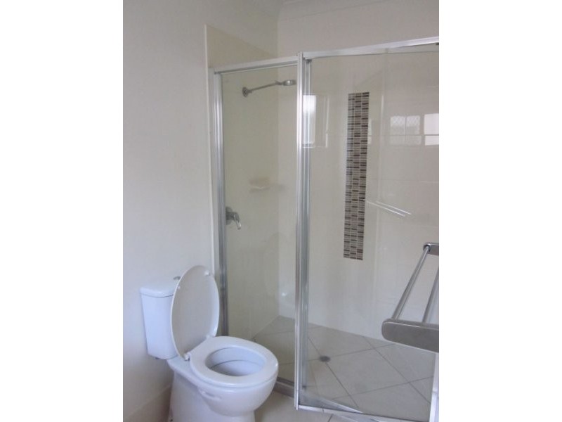 36 Grace Street, Scarborough QLD 4020