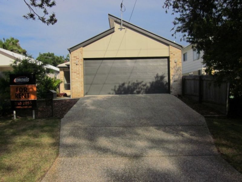36 Grace Street, Scarborough QLD 4020