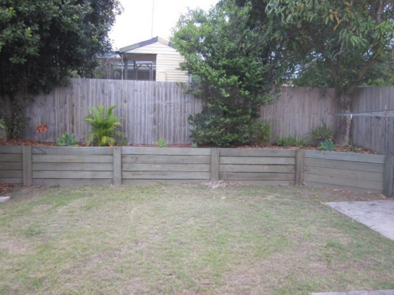 36 Grace Street, Scarborough QLD 4020