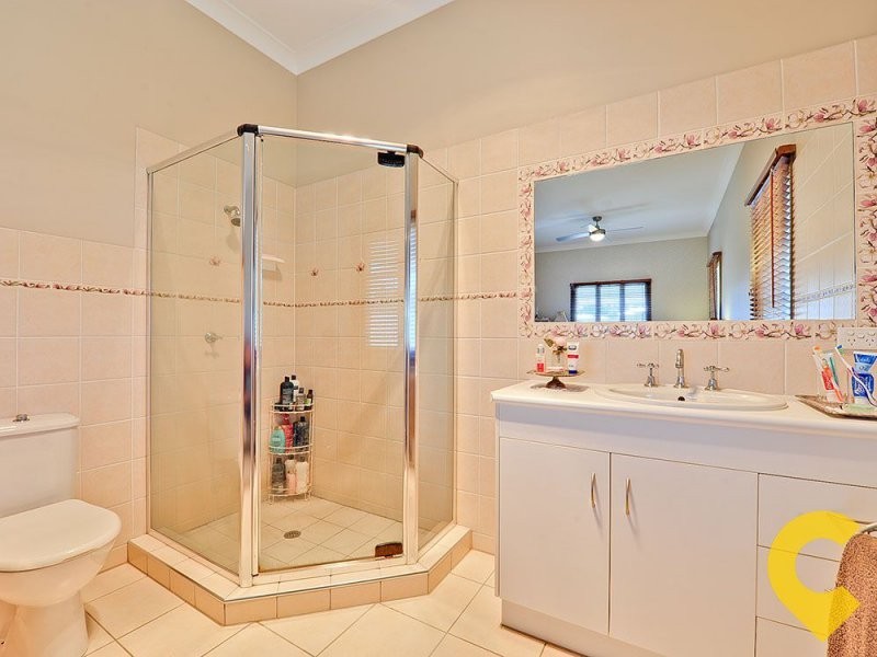 434 Levitt Road, Upper Kedron QLD 4055