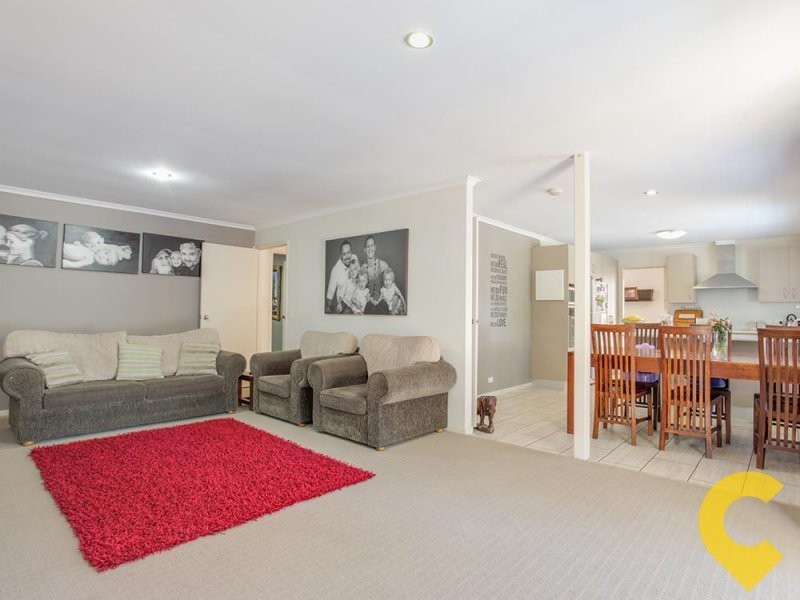 9 Tyrrell Court, Petrie QLD 4502