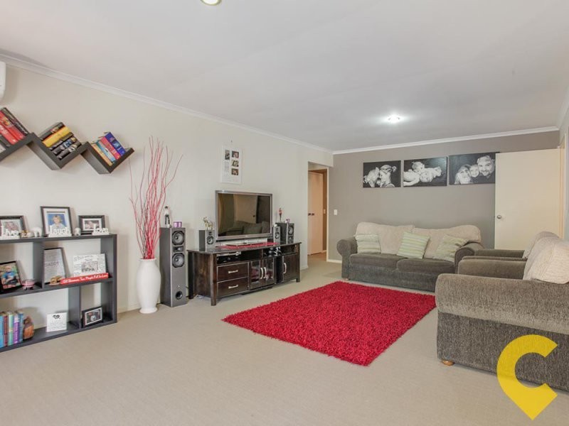 9 Tyrrell Court, Petrie QLD 4502