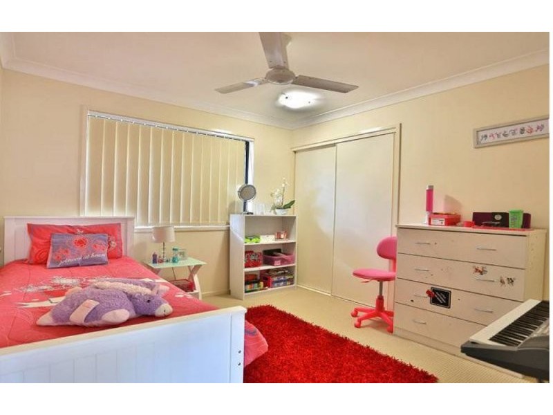 23 Toby Close, Kallangur QLD 4503