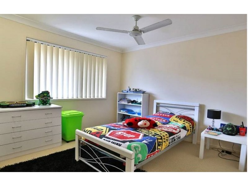 23 Toby Close, Kallangur QLD 4503