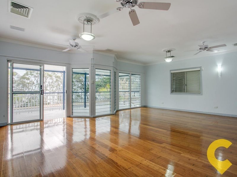 10 Signal Row, Shorncliffe QLD 4017