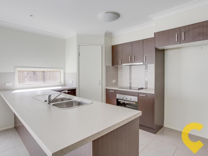 11 Apache St, Dakabin QLD 4503