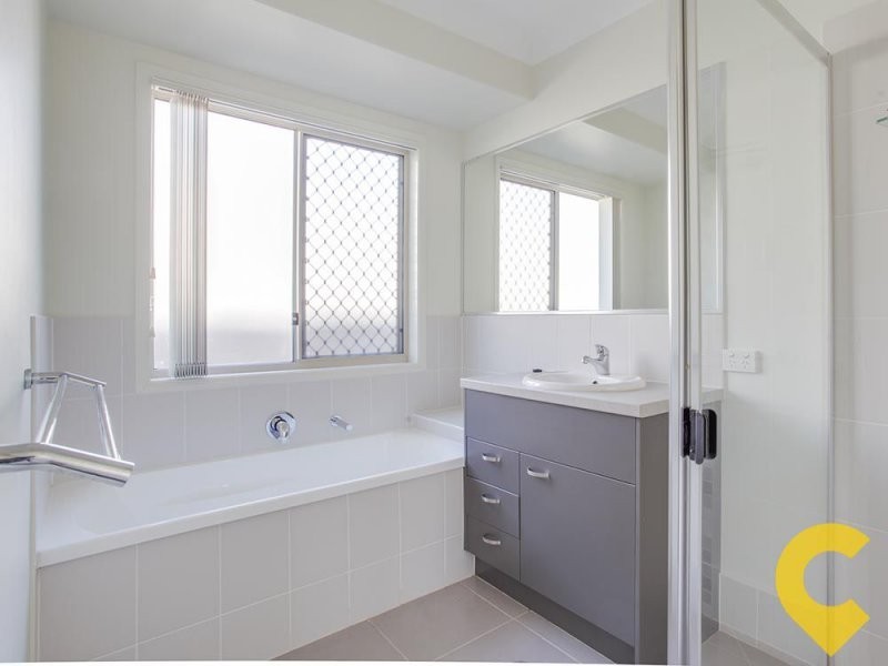 11 Apache St, Dakabin QLD 4503