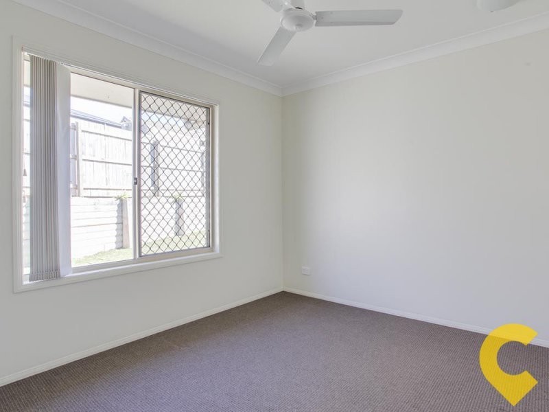 11 Apache St, Dakabin QLD 4503