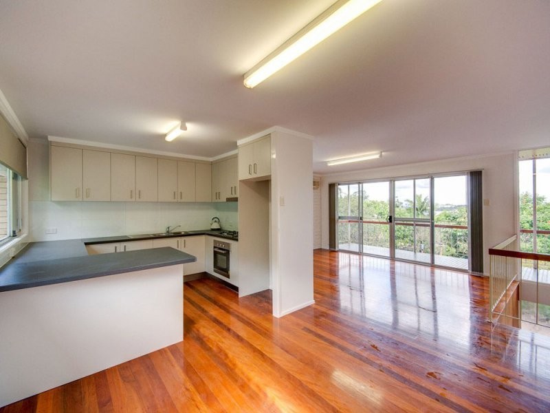 24 Caratel Street, Stafford Heights QLD 4053