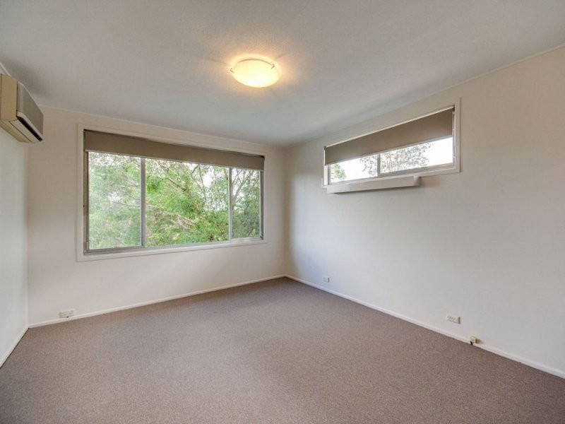 24 Caratel Street, Stafford Heights QLD 4053