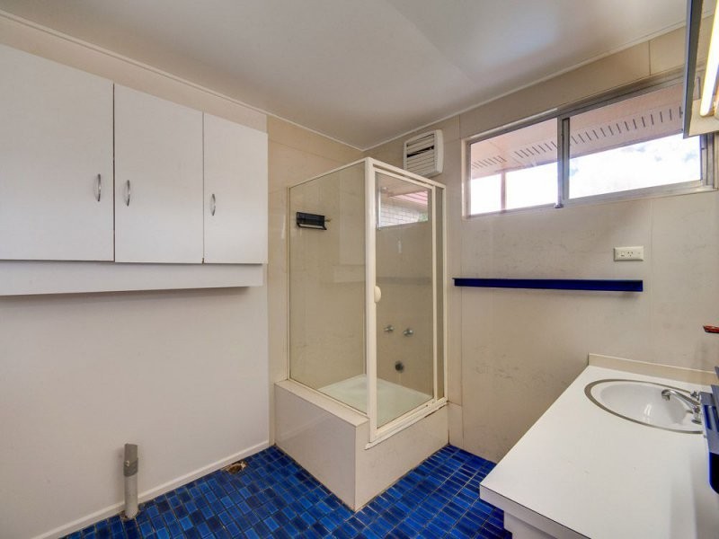 24 Caratel Street, Stafford Heights QLD 4053