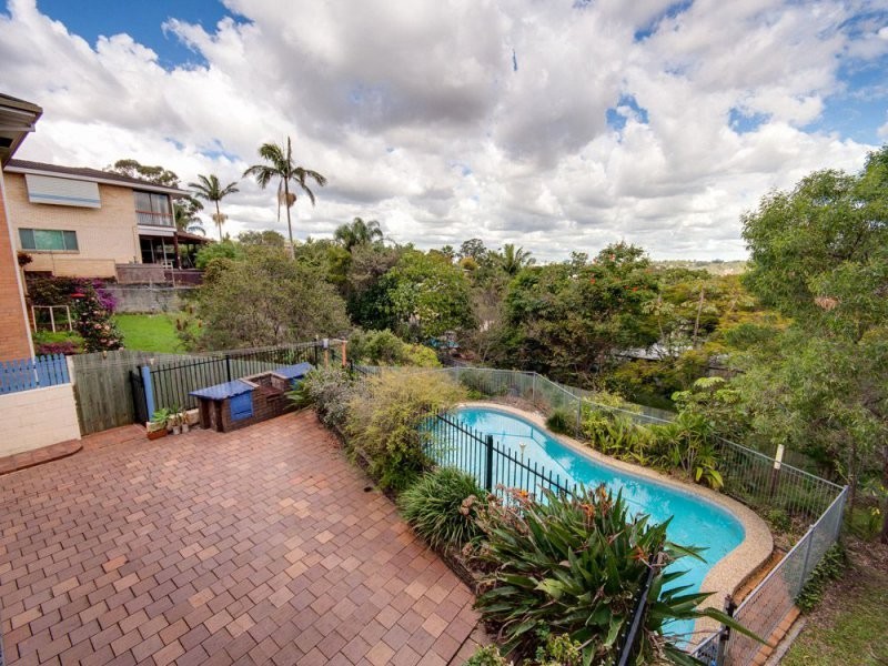 24 Caratel Street, Stafford Heights QLD 4053