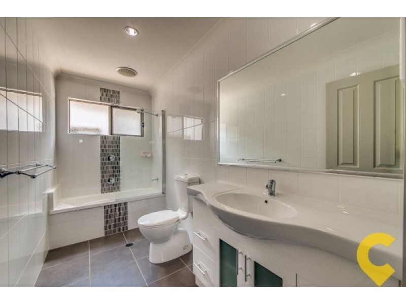 26 Oakview Circuit, Brookwater QLD 4300