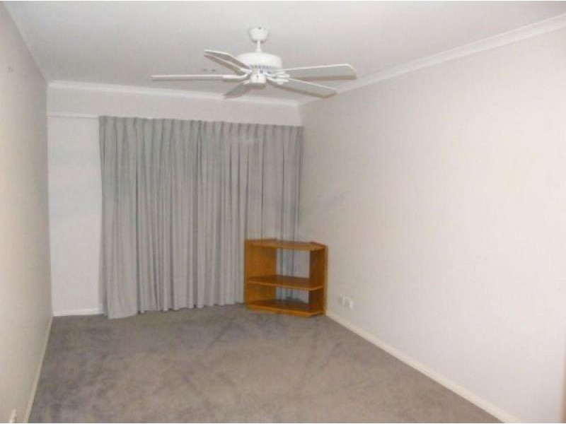 18 Finnigan Drive, North Lakes QLD 4509