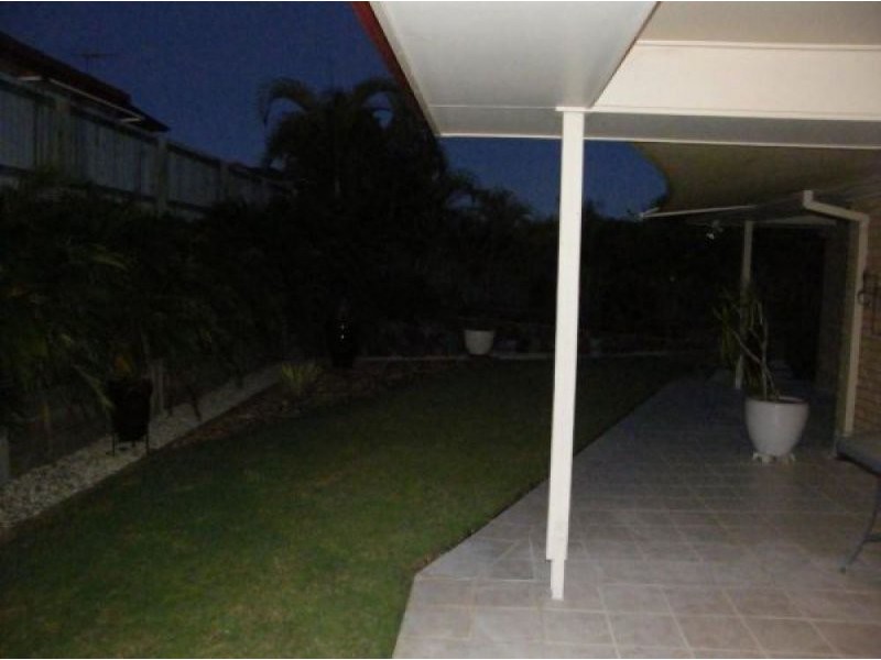 18 Finnigan Drive, North Lakes QLD 4509