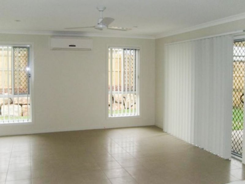 7 Beaumont Drive, Pimpama QLD 4209