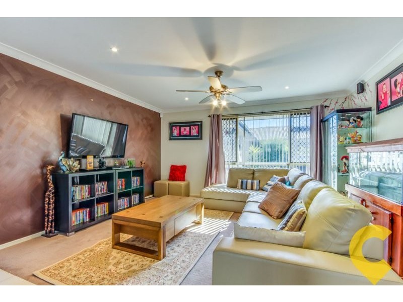 18 Hatia Place, Kuraby QLD 4112