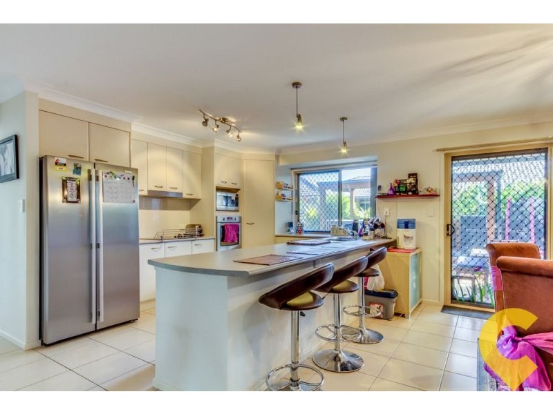 18 Hatia Place, Kuraby QLD 4112