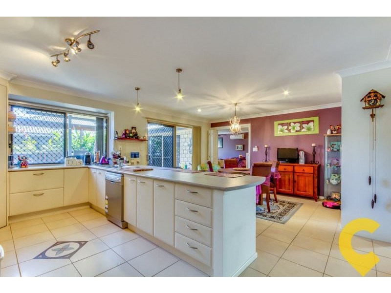 18 Hatia Place, Kuraby QLD 4112