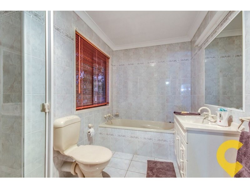 9 Statesman Crescent, Sunnybank Hills QLD 4109