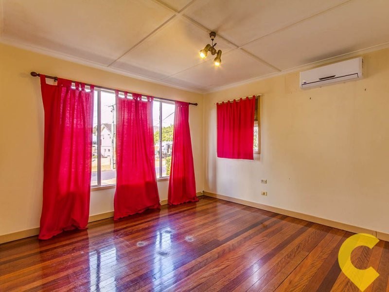 6 Kingaroy Street, Stafford Heights QLD 4053