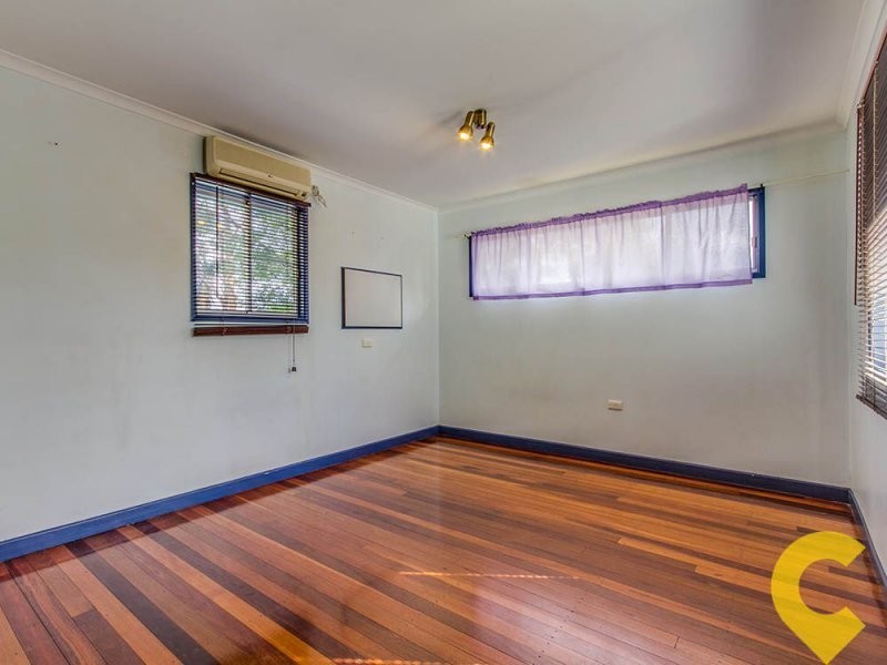 6 Kingaroy Street, Stafford Heights QLD 4053