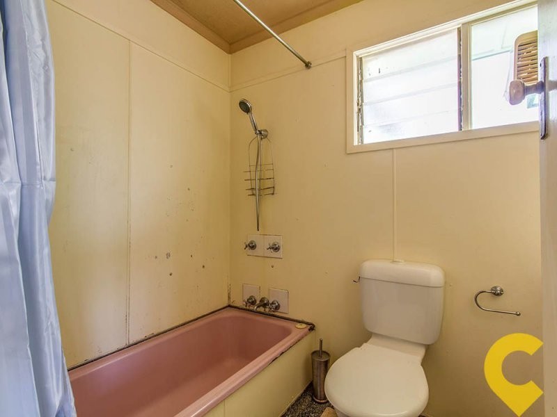 6 Kingaroy Street, Stafford Heights QLD 4053