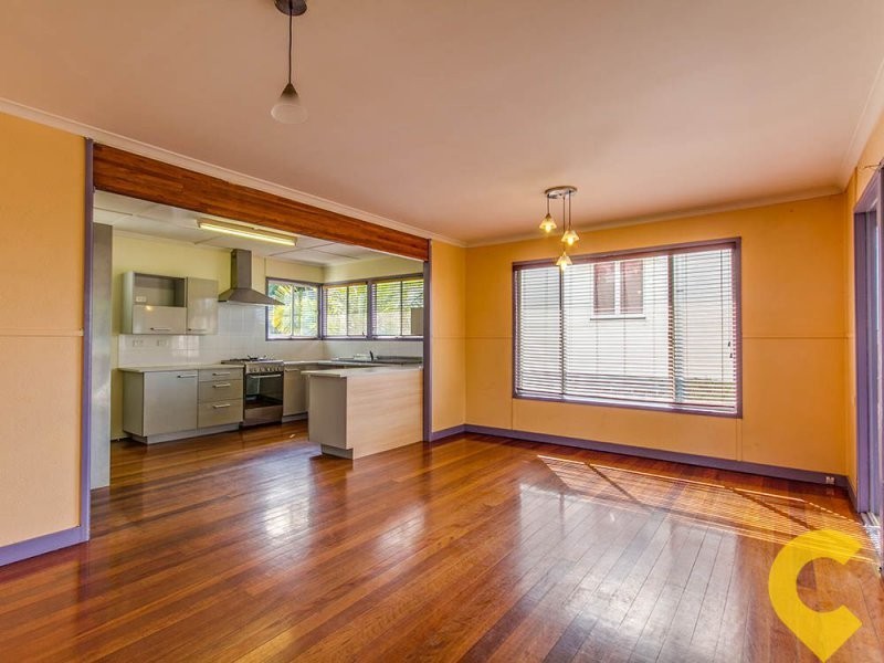 6 Kingaroy Street, Stafford Heights QLD 4053