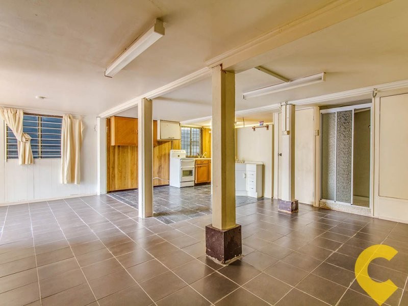 6 Kingaroy Street, Stafford Heights QLD 4053