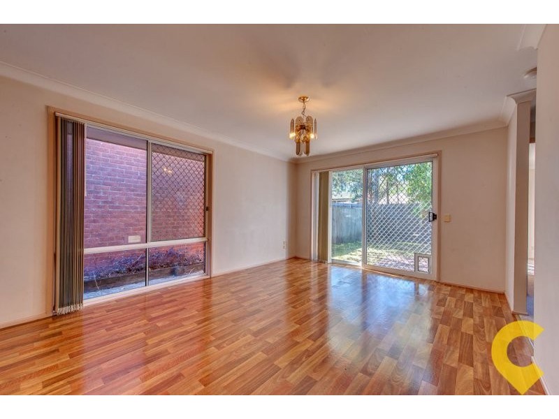 33 Barrier Place, Forest Lake QLD 4078