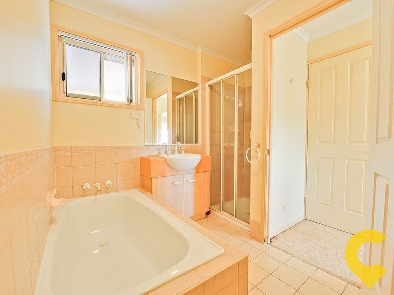 2/39 Wendon Way, Bridgeman Downs QLD 4035