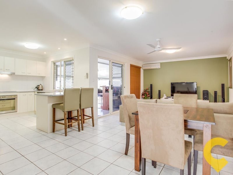 4 Valencia Court, Eatons Hill QLD 4037