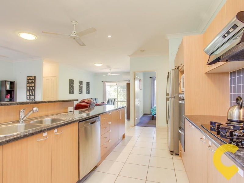 52 Kurrajong Circuit, North Lakes QLD 4509