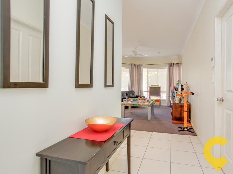 52 Kurrajong Circuit, North Lakes QLD 4509