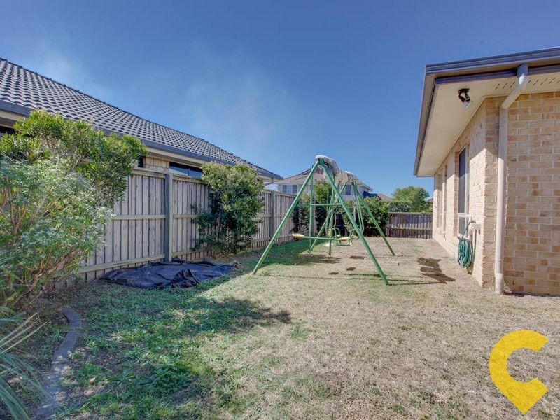 52 Kurrajong Circuit, North Lakes QLD 4509