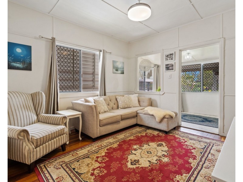 103 Dover Road, Redcliffe QLD 4020