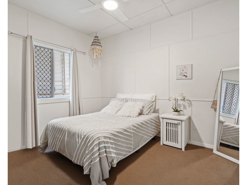 103 Dover Road, Redcliffe QLD 4020