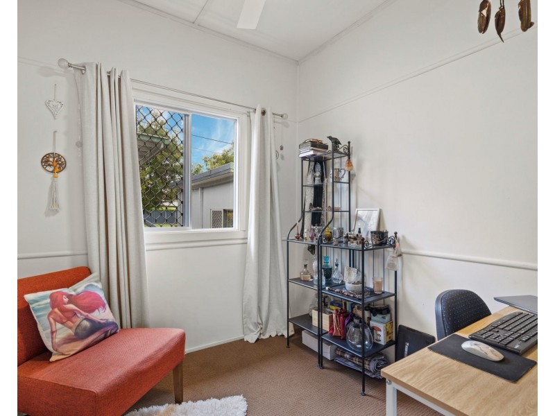 103 Dover Road, Redcliffe QLD 4020