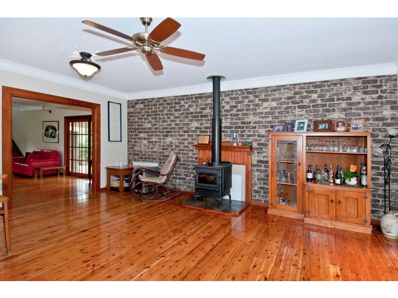 381 Tamborine Mountain Road, Tamborine QLD 4270