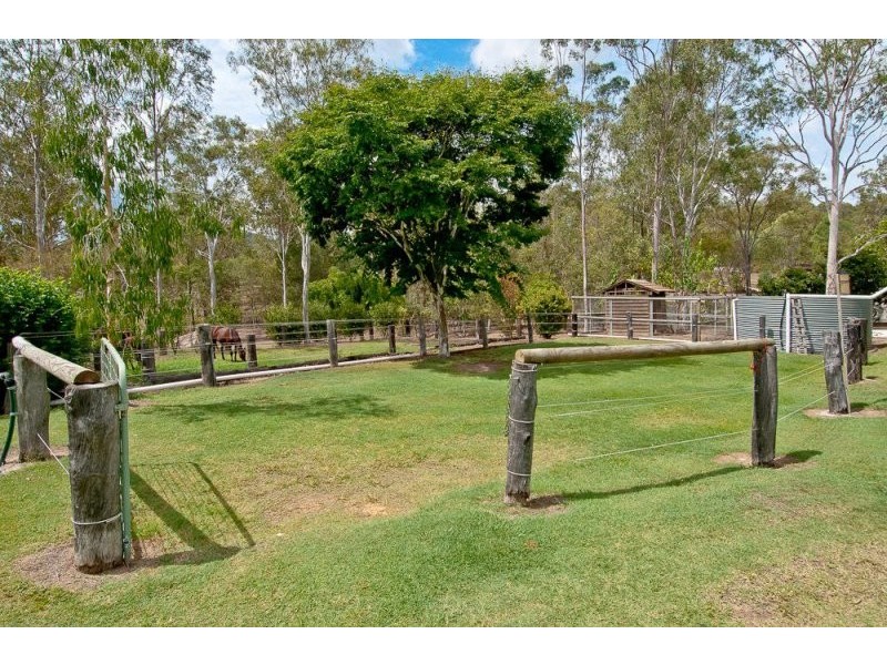 381 Tamborine Mountain Road, Tamborine QLD 4270