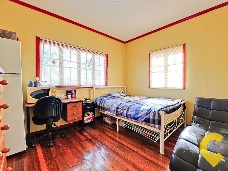 1158 Oxley Road, Oxley QLD 4075