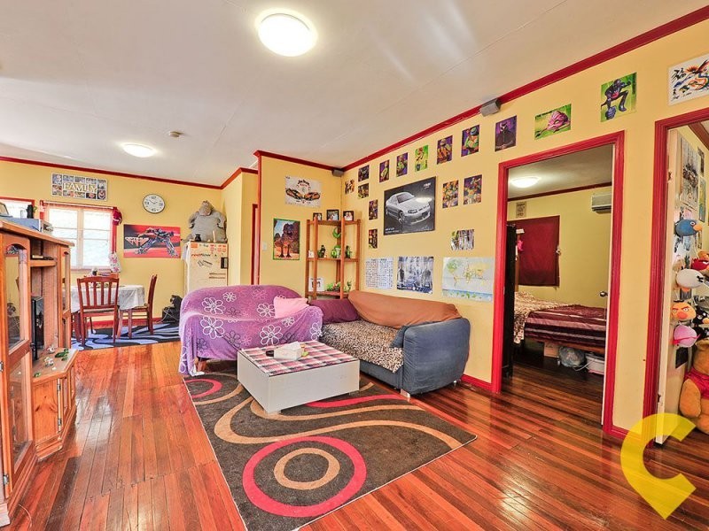 1158 Oxley Road, Oxley QLD 4075