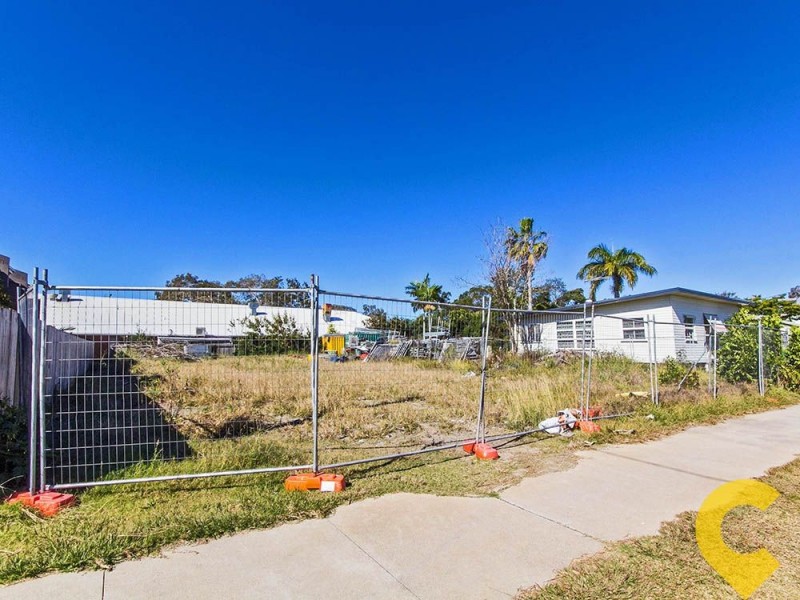 13-15 Wallace Street, Caboolture QLD 4510
