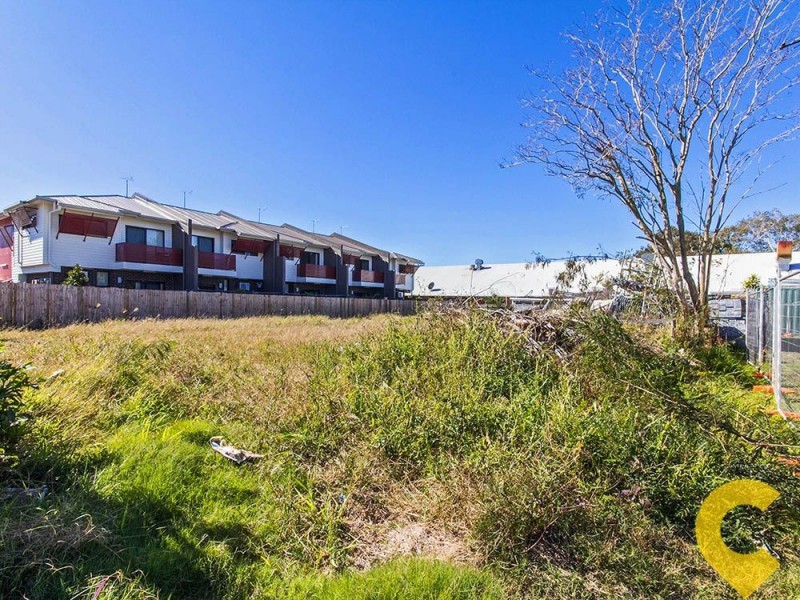 13-15 Wallace Street, Caboolture QLD 4510