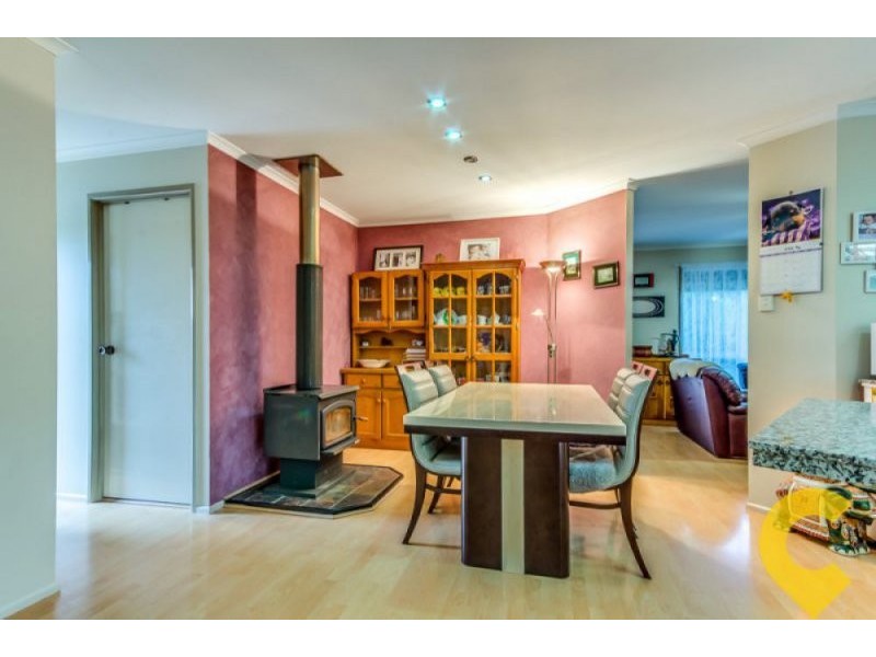 13 Lochore Court, Crestmead QLD 4132